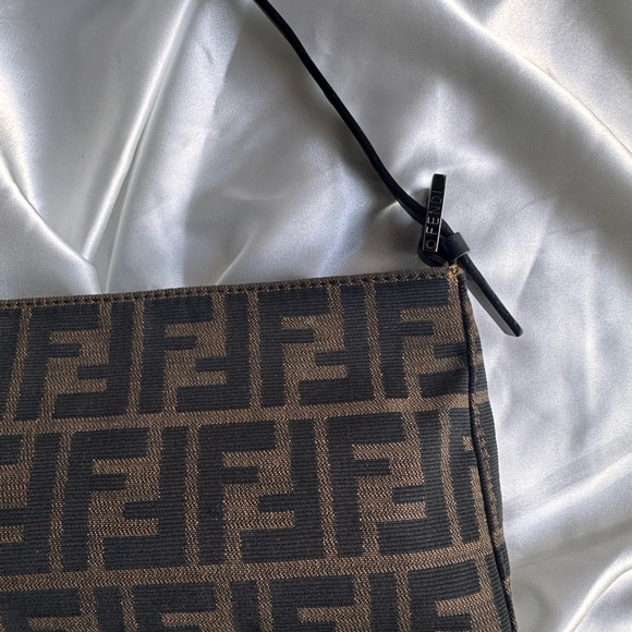 Vintage FENDI zucca mini baguette. - Picture 9 of 14